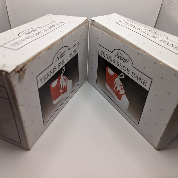 Multiple pairs of Gently Used Baby Booties - Picture 7 of 10